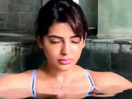 Photo by Q ᴜ ᴇ ᴇ ɴ 🖤⃝💖〲 S ᴀ ᴍ ᴀ ɴ ᴛ ʜ ᴀ 👸🏻 in Samantha Ruth Prabhu with @samantharuthprabhuoffl and @samantharuthprabhuofflfans. May be an image of 1 person swimming shower and pool jpg